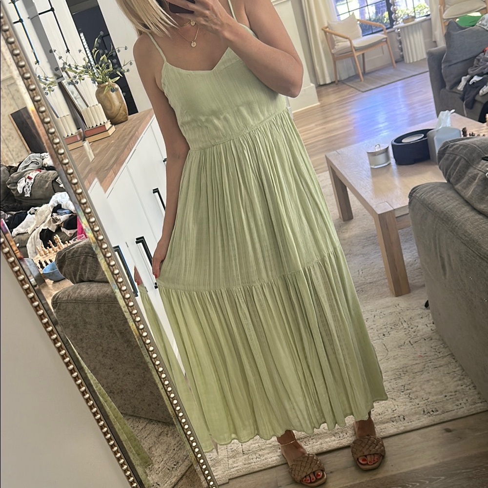 Spring/Summer Light Green Midi Dress